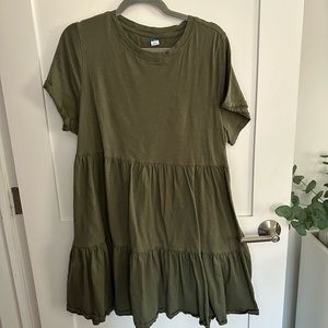 Old Navy Woman’s Dress XL Crewneck Pockets Tiered Olive Green Short Sleeve
